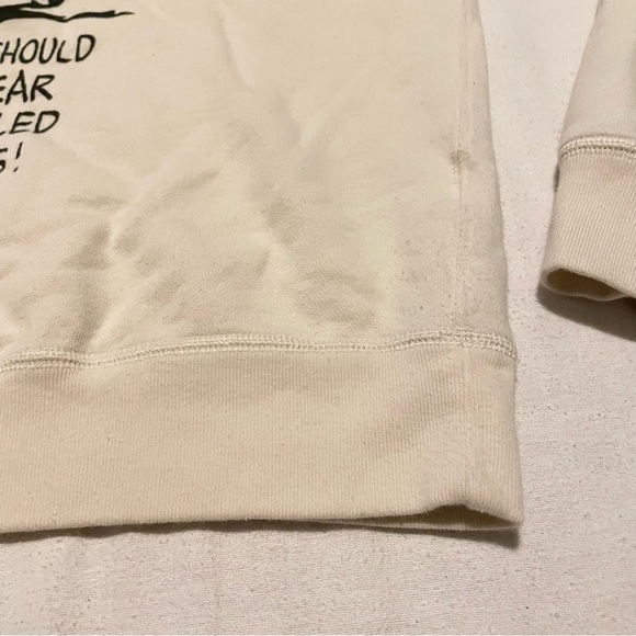 Peanuts Snoopy Uniqlo Printed Sweatshirt Size Medium Sweater - Picture 9 of 16
